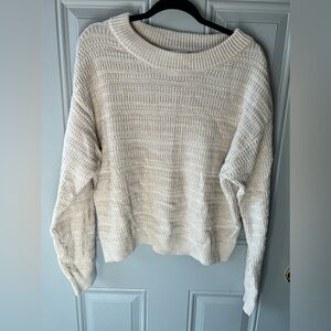 Universal Thread Cream Sweater Size XL